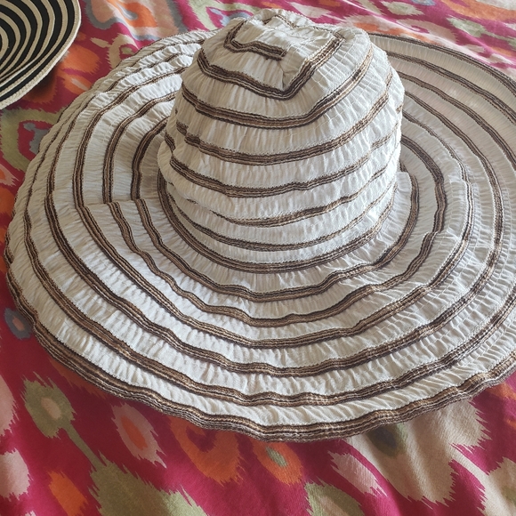 Beach Sun Hats - Picture 4 of 10